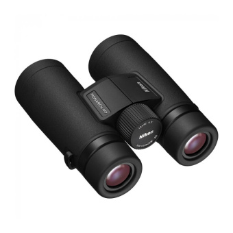 Nikon Monarch M7  10x42 (мин.расстояние фокус. 2,5м,водонепрониц.,стекло ED- для повышения яркости и четкости)