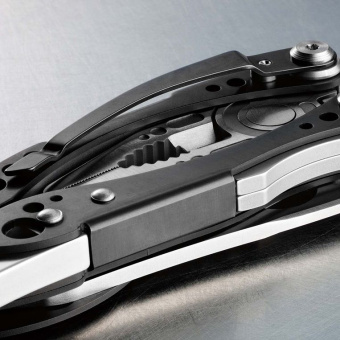 Multi-tool Leatherman Skeletool® CX