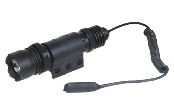 Фонарь тактический Leapers Combat 26mm IRB Xenon Flashlight, with Weaver Ring LT-ZL168