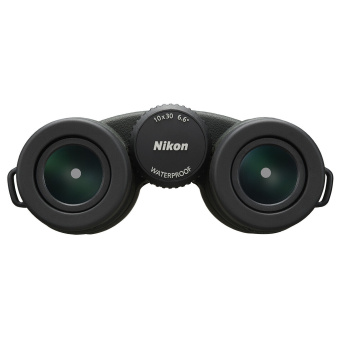 Nikon Prostaff P7 8x42