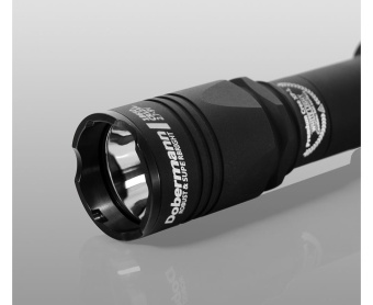 Фонарь тактический Armytek Dobermann / XP-E2 Красный 160 лм / 5°:40° / 1x18650 / или 2xCR123A