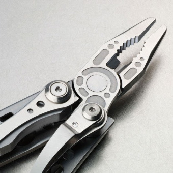 Multi-tool Leatherman Skeletool®