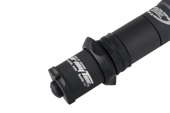 Фонарь тактический Armytek Predator Pro Magnet USB XHP35.2 HI /Холодный / 1400 лм / 5°:40° / 1x18650 или 2xCR123A